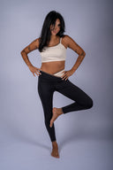 Rae Ankle Legging - Black / Malt / Shell