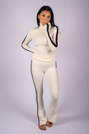 Raquel High Waist Supplex Flare 30 - Creme / Black