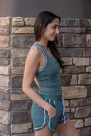 Notch Skimmer - Smoky Basil / White