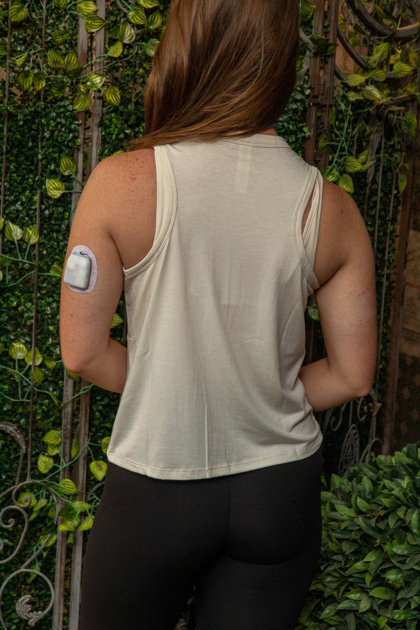 Minimalist Muscle Tank - Oatmilk